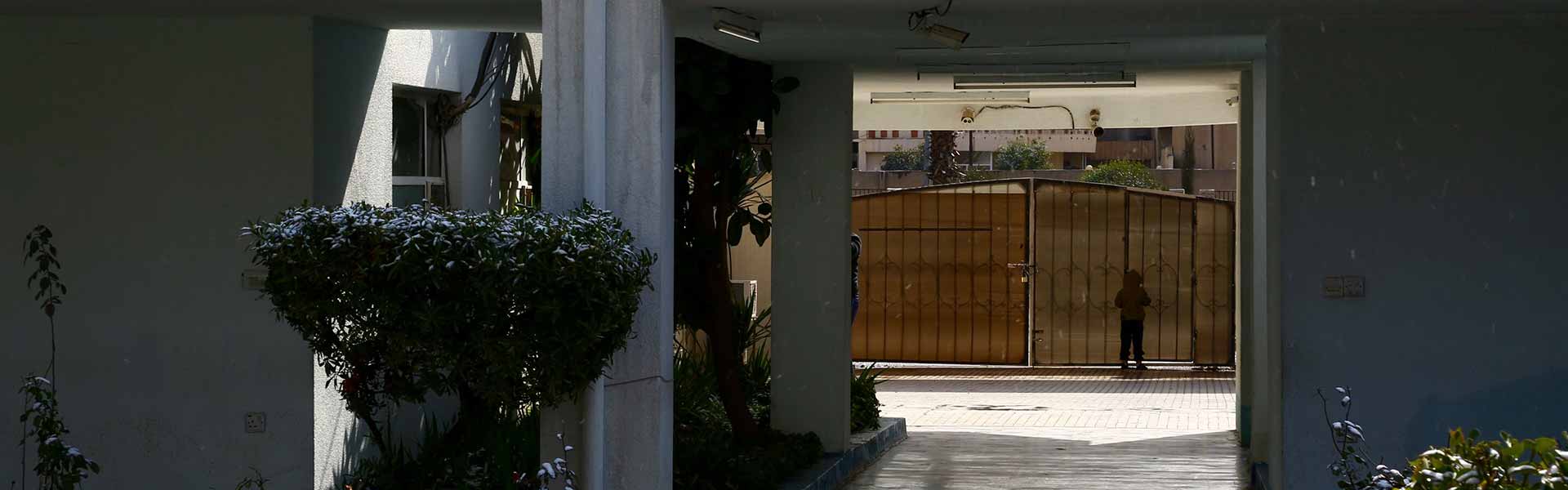 L'ingresso dell'Emergency Hospital di Erbil, nel Kuristan iracheno, dove lo staff di EMERGENCY lavora per curare le vittime dei combattimenti nella vicina Mosul