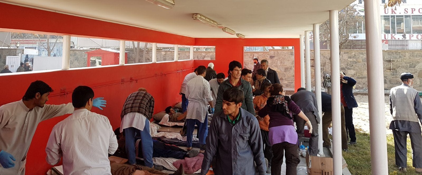 Attentato a Kabul 78 pazienti portati a Centro chirurgico
