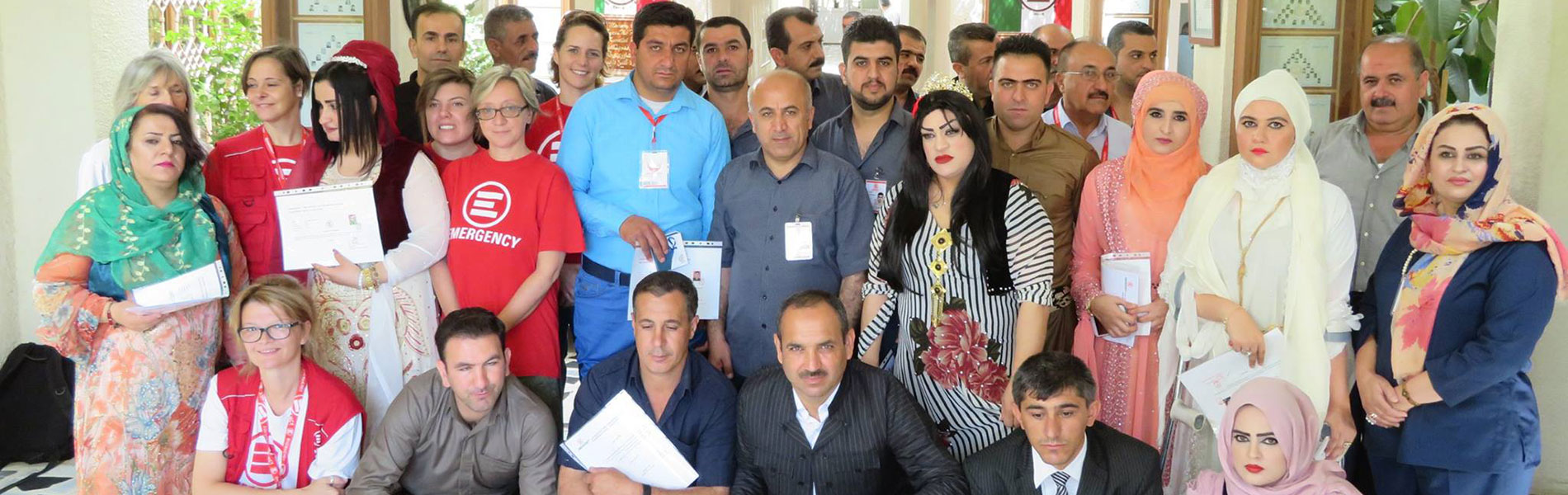 foto di gruppo dei diplomati del trentaseiesimo corso di formazione professionale a Sulamaniya, Iraq